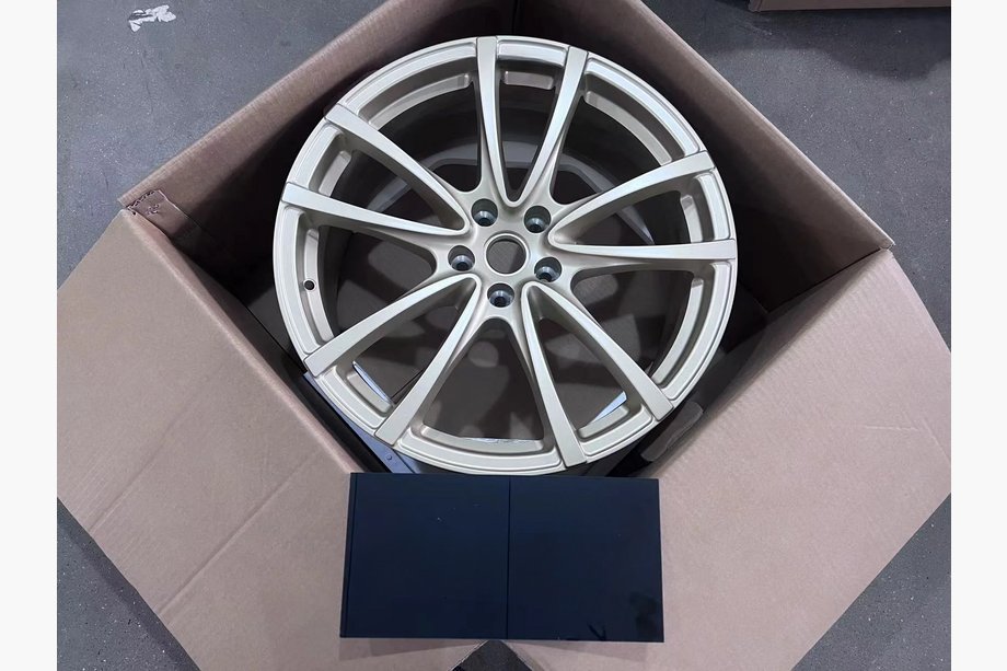 Ferrari F430 Kovana OEM platišča R19 V1 (4 kos) Image