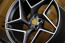 Ferrari F8 OEM kovana platišča R21 (4 kos) fotografija 2
