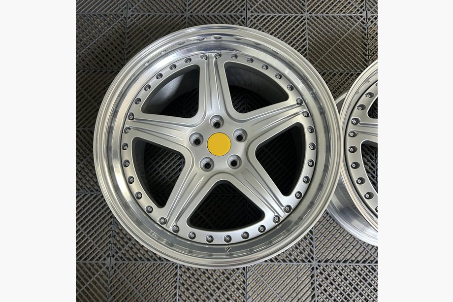 Ferrari 575M Maranello OEM kovana platišča R20/R21 (4 kos) Image
