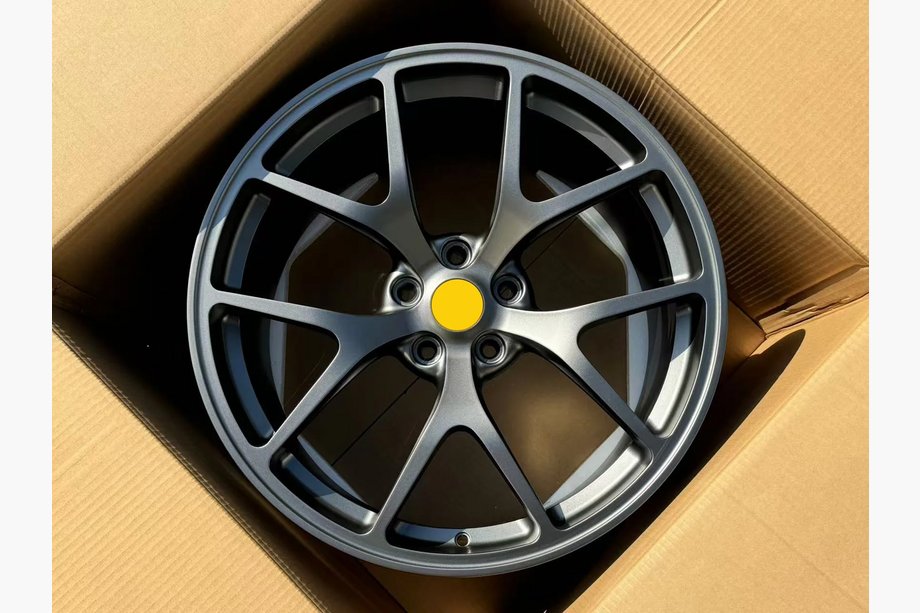 Ferrari 599 GTB Fiorano Kovana OEM platišča R20 V2 (4 kosi) Image