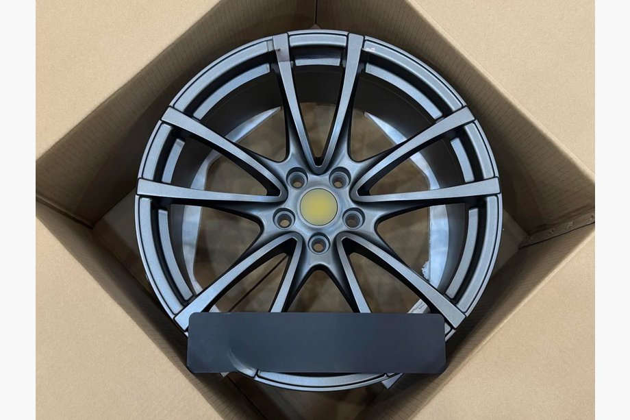 Ferrari F430 Kovana platišča OEM R19 V2 (4 kosi) Image