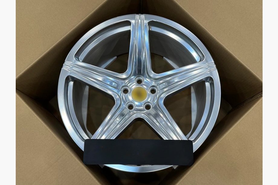 Ferrari 550 Kovana OEM platišča R20 V3 (4 kos) Image