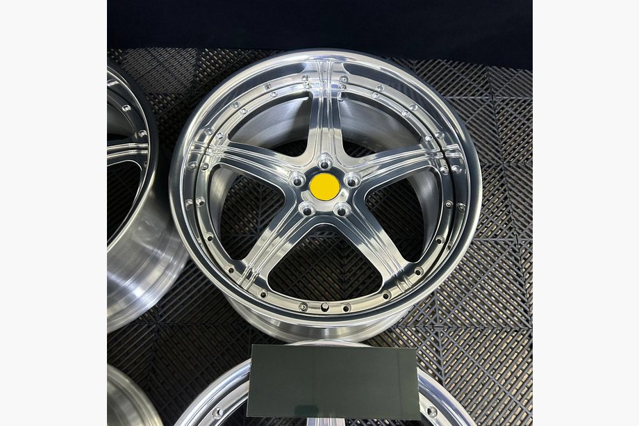 Ferrari 550 Kovana OEM platišča R19 (4 kosi) Image