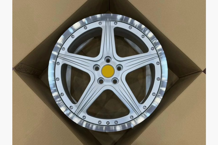 Lexus LFA 2010–2013 Kovana OEM platišča R20 V3 (4 kos) Image