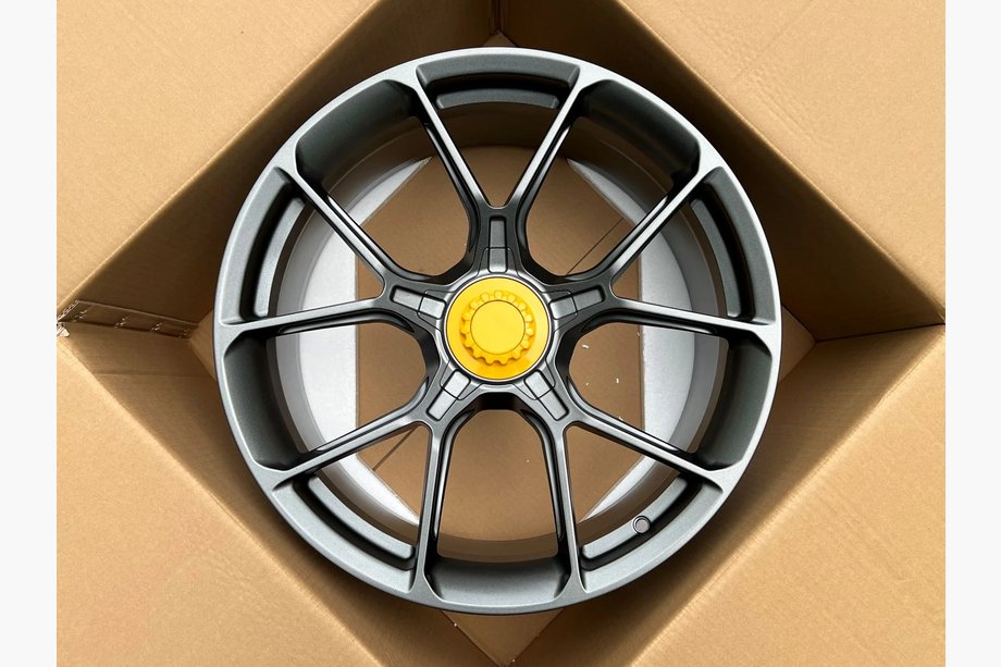 McLaren 720S Kovana OEM platišča R19 R20 V2 (4 kosi) Image