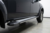 Mazda BT-50 2007–2012 Stranske stopnice Rainbow (2 kos, aluminij) fotografija 1