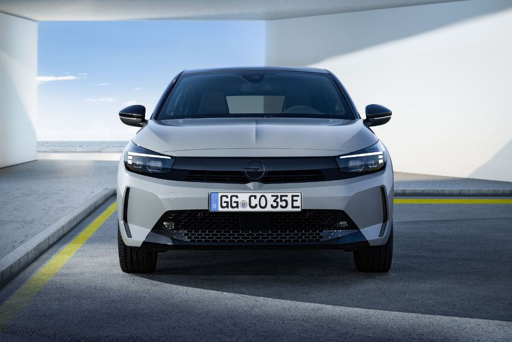 Opel Corsa Electric: Električni kombilimuzin za mestno mobilnost