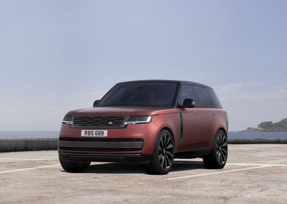 Pregled Range Rover SV P530: vrhunec razkošja in moči