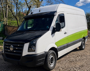 Volkswagen Crafter 2006–2016 Deflektor za vetrobransko steklo V-4 (črn visok sijaj, 5 mm) fotografija 2