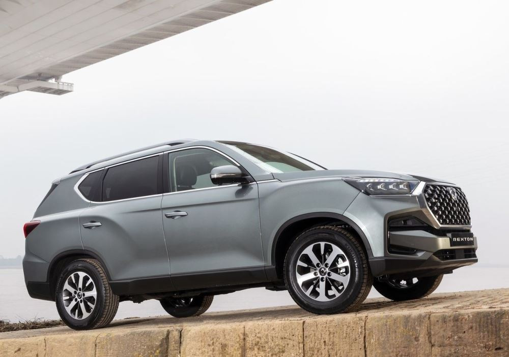 KGM Rexton 2023: tehnični podatki, oprema in fotografije