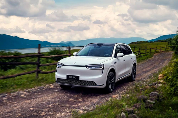 Aito M7 2025: Pregled električne različice crossoverja