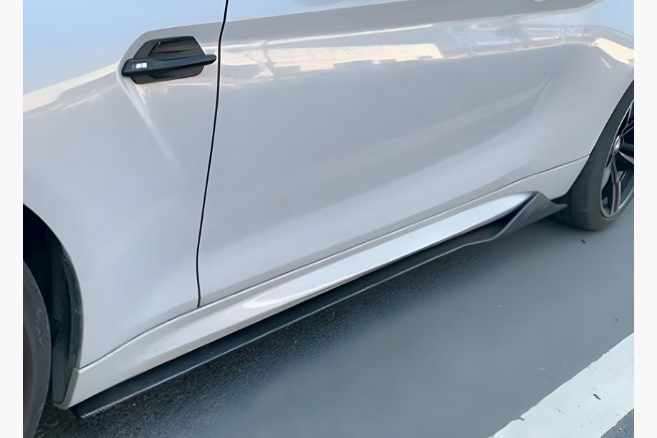 BMW serija 2 F22/F23 2014–2021 Nastavki pragov CS-Style (ABS) Image