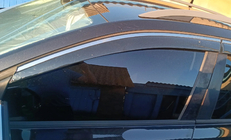 Skoda Octavia IV A8 2020– Vetrni deflektorji za okna s kromirano letvico Niken Luxury (SW, 4 kosi) fotografija 4