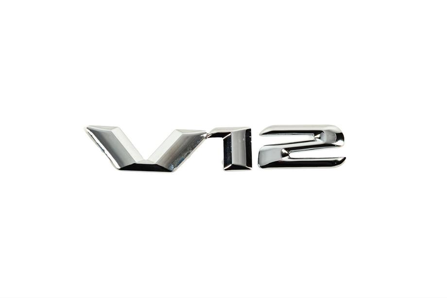 Mercedes-Benz Napis V12 Maybach Fotografija 1