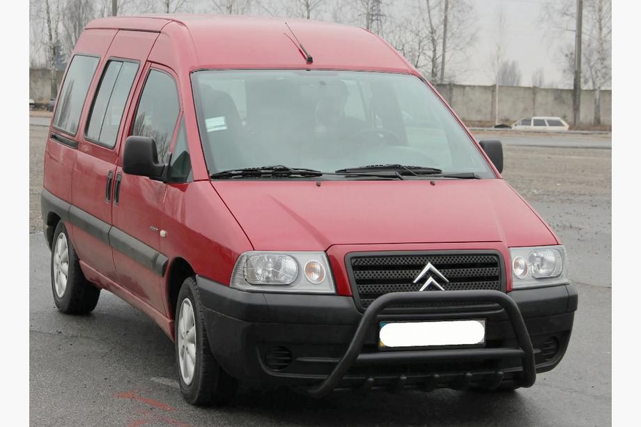 Fiat Scudo 1996–2007 Bullbar WT003 Black (nerjavno jeklo) Image