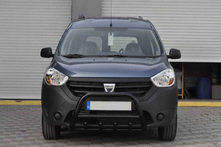 Renault Dokker 2013–2022 Sprednji zaščitni lok WT003 Black (nerjaveče jeklo) Image