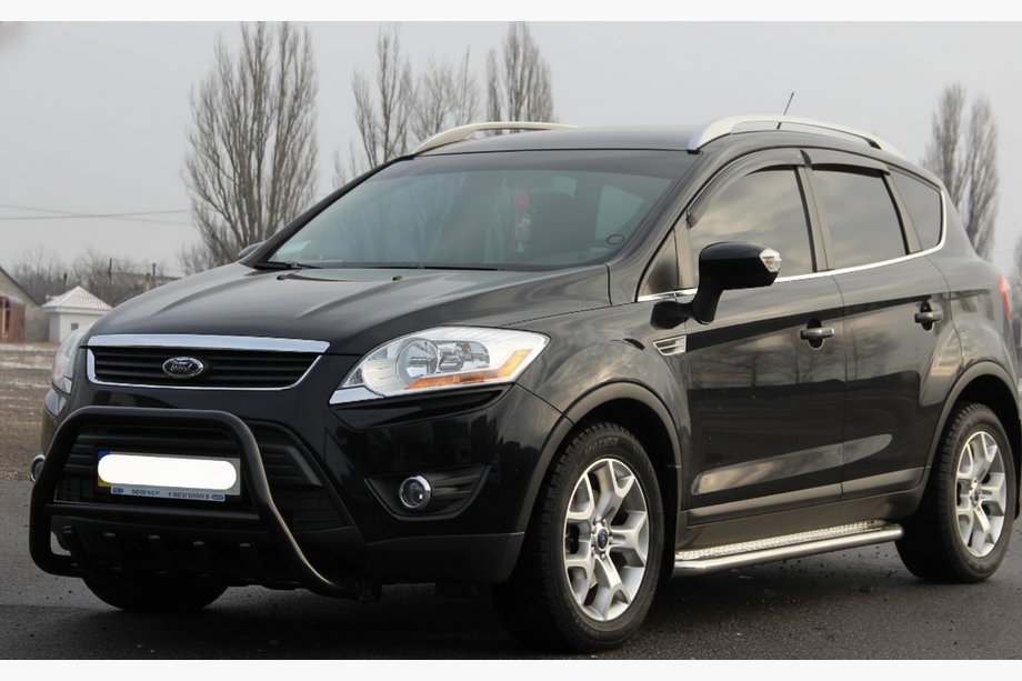 Ford Kuga 2008–2013 Sprednji zaščitni lok WT003 Black (nerjaveče jeklo) Image