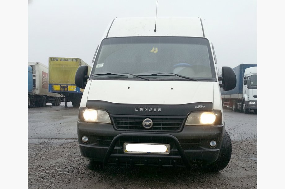 Fiat Ducato 1995–2006 Sprednji zaščitni lok WT003 Black (nerjaveče jeklo) Image