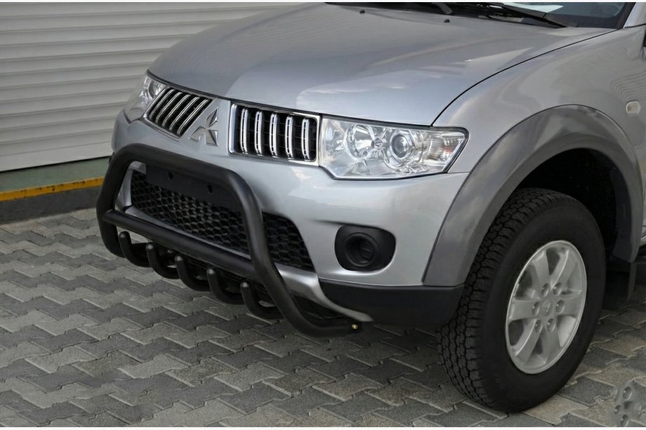 Mitsubishi L200 2006–2015 Sprednji zaščitni lok WT003 Black (nerjaveče jeklo) Image