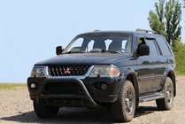 Mitsubishi Pajero Sport 1996–2007 Bullbar WT003 Black (nerjavno jeklo) fotografija 3
