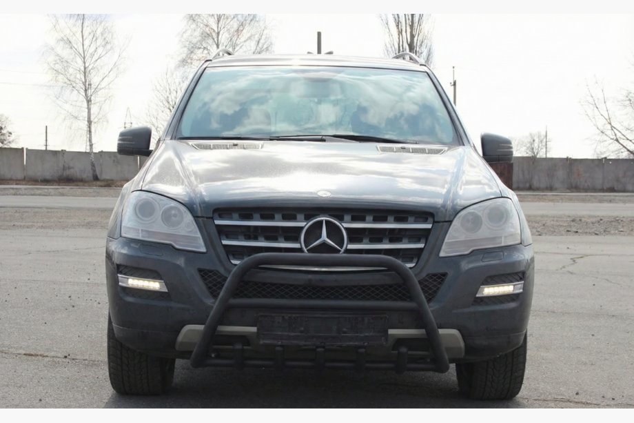 Mercedes ML W164 2005–2011 Sprednji zaščitni lok WT003 Black (nerjaveče jeklo) Image
