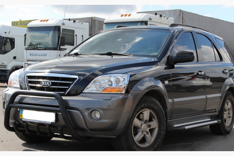 Kia Sorento I BL 2002–2009 Sprednji zaščitni lok (bullbar) WT003 Black-2 (nerjavno jeklo) Image