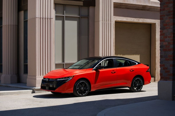 Pregled Nissan Sentra 2026: Tehnične specifikacije, oprema, fotografije