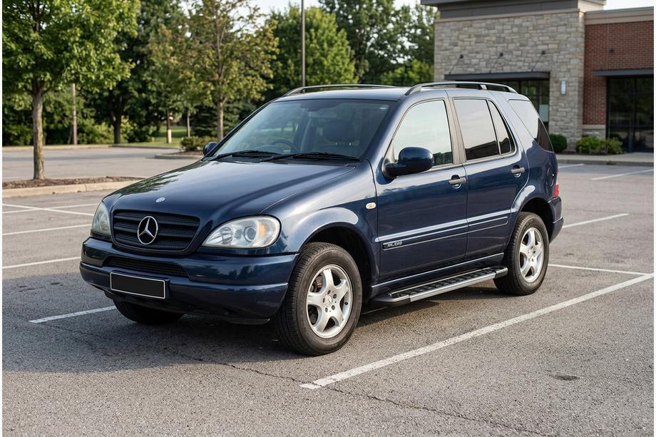 Mercedes ML W163 1997–2005 Stranske stopnice RedLine V1 (2 kos, aluminij) Image