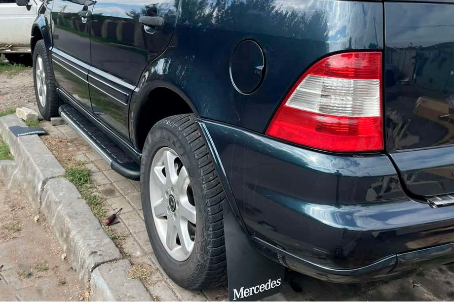 Mercedes ML W163 1997–2005 Bočne stopnice Duru (2 kosa, aluminij) Image