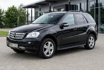 Mercedes ML W164 2005–2011 Bočne stopnice Bosphorus Black (2 kos, aluminij) fotografija 1