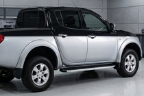 Mitsubishi L200 2006–2015 Bočne stopnice Fullmond (2 kos, aluminij) fotografija 1