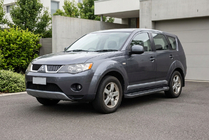 Mitsubishi Outlander 2006–2012 Bočne stopnice Allmond Black (2 kosa, aluminij) fotografija 1