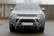 Mitsubishi Outlander 2012–2021 Sprednji zaščitni lok WT004 (inox) fotografija 3