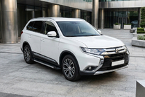 Mitsubishi Outlander 2012–2021 Stranske stopnice RedLine V1 (2 kos, aluminij) fotografija 1