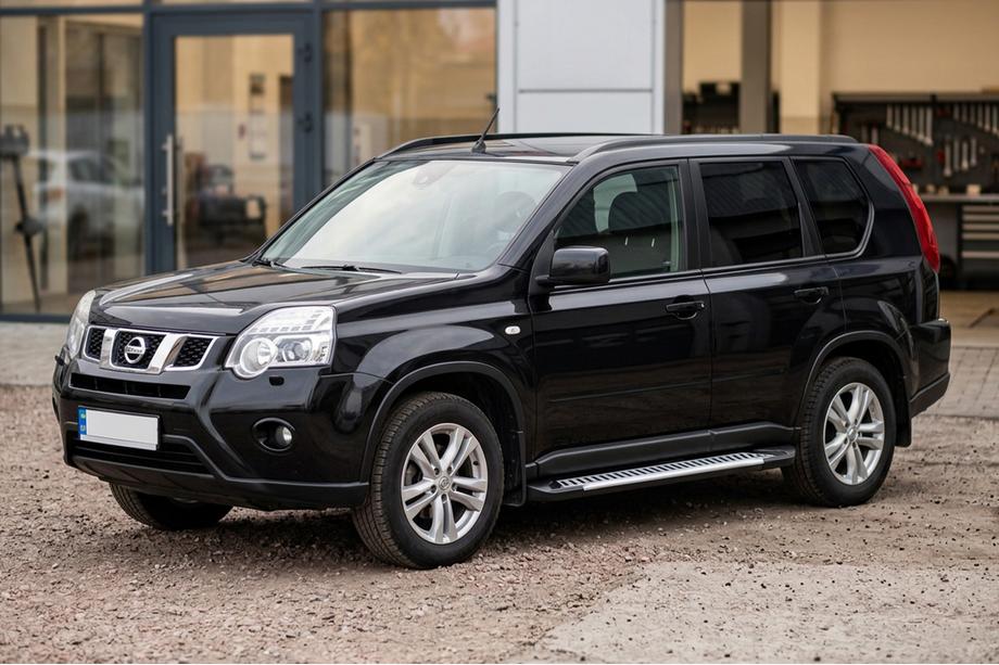 Nissan X-trail T31 2007–2014 Stranski pragovi Line (2 kos, aluminij) Image