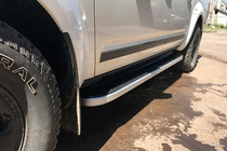 Nissan Navara 2006–2015 Bočne stopnice Tayga (2 kos, aluminij) fotografija 4