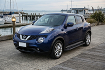 Nissan Juke 2010–2019 Stranske stopnice RedLine Black (2 kosa, aluminij) fotografija 1