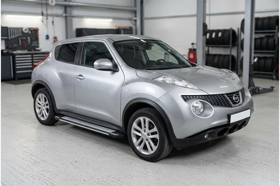Nissan Juke 2010–2019 Stranske stopnice Rainbow (2 kos, aluminij) Image