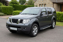 Nissan Pathfinder R51 2005–2014 Stranske stopnice RedLine V1 (2 kos, aluminij) fotografija 1