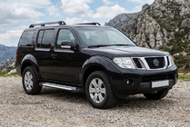 Nissan Pathfinder R51 2005–2014 Stranski pragovi Line (2 kos, aluminij) fotografija 1