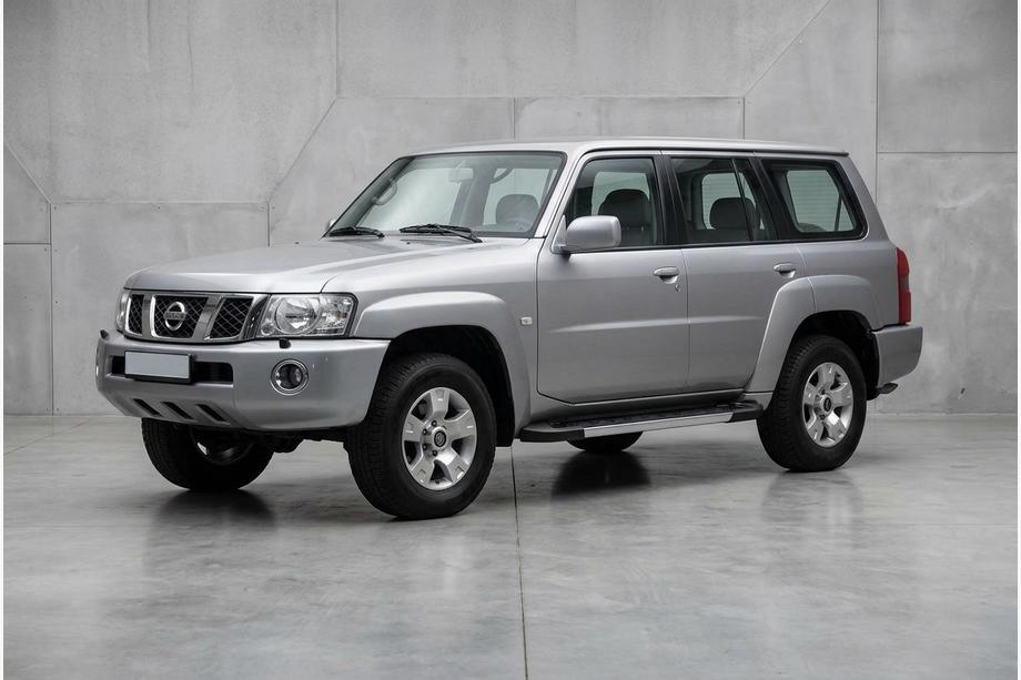 Nissan Patrol Y61 1997–2011 Stranske stopnice RedLine V1 (2 kos, aluminij) Fotografija 1