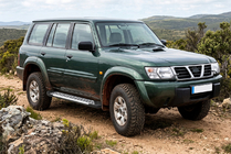 Nissan Patrol Y61 1997–2011 Stranski pragovi Line (2 kos, aluminij) fotografija 1