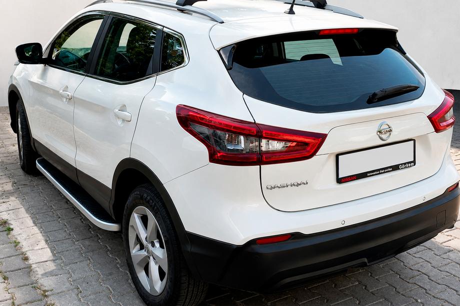 Nissan Qashqai 2014–2021 Bočne stopnice Tayga (2 kos, aluminij) Image