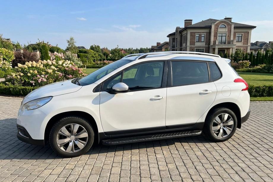 Peugeot 2008 2013–2019 Stranske stopnice Bosphorus Black (2 kosa, aluminij) Image