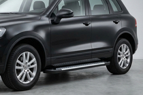 Porsche Cayenne 2003–2010 Stranske stopnice Allmond (2 kos, aluminij) fotografija 1