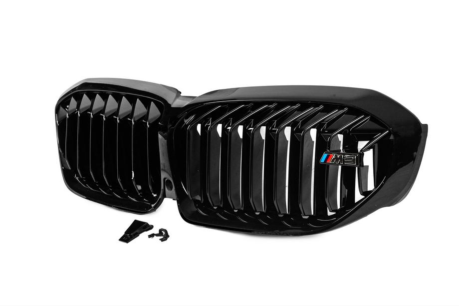 BMW serija 3 G20/G21 2018– Ledvične mrežice M-Look V1 (2018-2022, črna visok sijaj) Brez mesta za kamero Fotografija 3