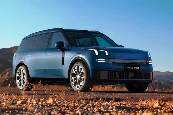 Pregled Lynk&Co 900: razkošje in moč hibridnega paradnega modela