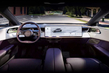 Pregled Mazda EZ-60: hibrid in električni avto v enem modelu fotografija 5