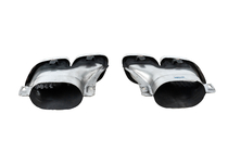Mercedes razred C W206 2022– Zadnji difuzor z izpušnimi nastavki (AMG C63 design) fotografija 24