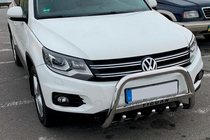 Volkswagen Tiguan 2007–2016 Sprednji zaščitni lok WT004 (nerjavno jeklo) fotografija 3
